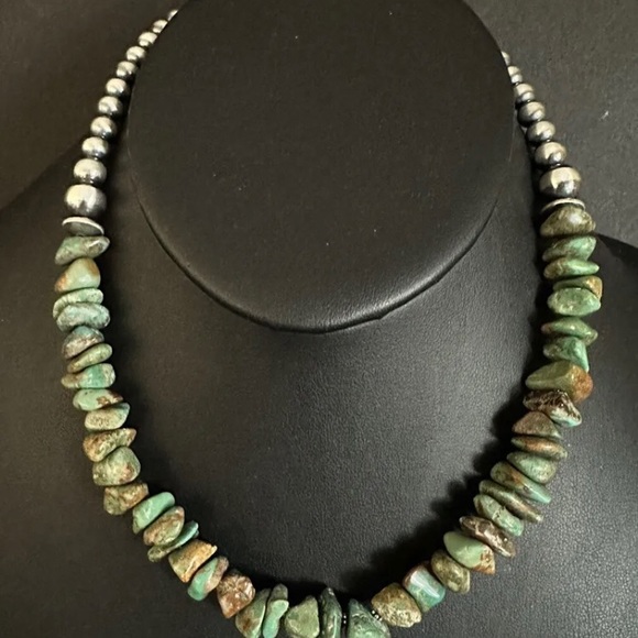 Sterling Silver Green Turquoise Nuggets Bead Necklace. 18 inch - Picture 5 of 12